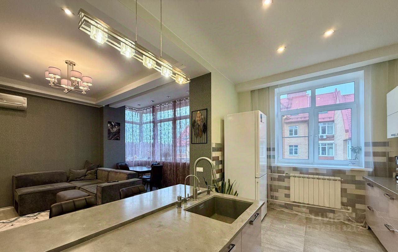 Продажа 4-комн квартиры на вторичном рынке Красногорск, улица Новая Опалиха, 10