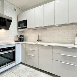 Продажа 2-комн квартиры на вторичном рынке Общественный пер,  д. 5