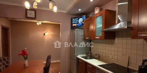 3-комн квартира б-р Матроса Железняка,  д. 33,  к. 1