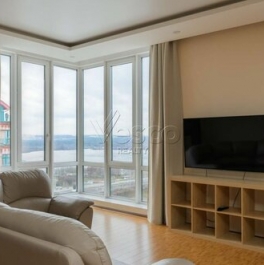 Продажа 4-комн квартиры на вторичном рынке Авиационная улица,  д. 79В