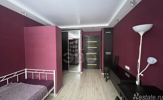 Продажа 3-комн квартиры на вторичном рынке Космонавтов пр-кт,  д. 68 к2