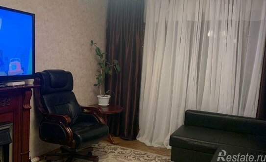 Продажа 2-комн квартиры на вторичном рынке Новосибирская улица,  д. 8