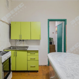 Продажа 2-комн квартиры на вторичном рынке Морская Б. ул,  д. 6