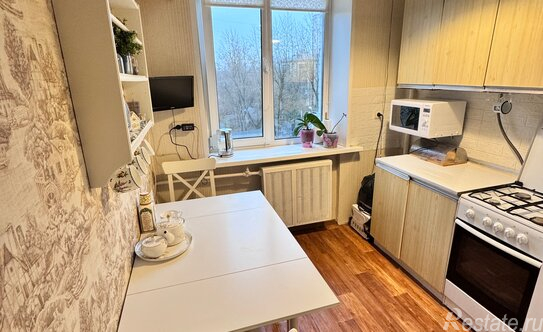 Продажа 2-комн квартиры на вторичном рынке ул Нагорная,  д. 31,  к. 1