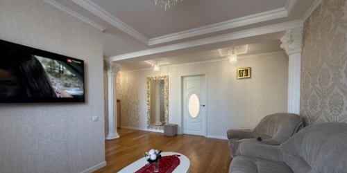 3-комн квартира ул Софьи Ковалевской,  д. 12,  к. 1