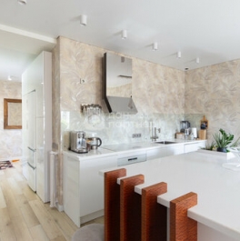 Продажа 3-комн квартиры на вторичном рынке Петровский пр-кт,  д. 20,  к. 5