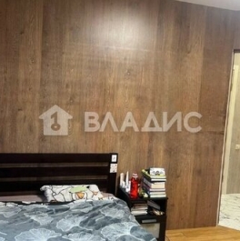 Продажа 1-комн квартиры на вторичном рынке Заречная улица,  д. 13 к4