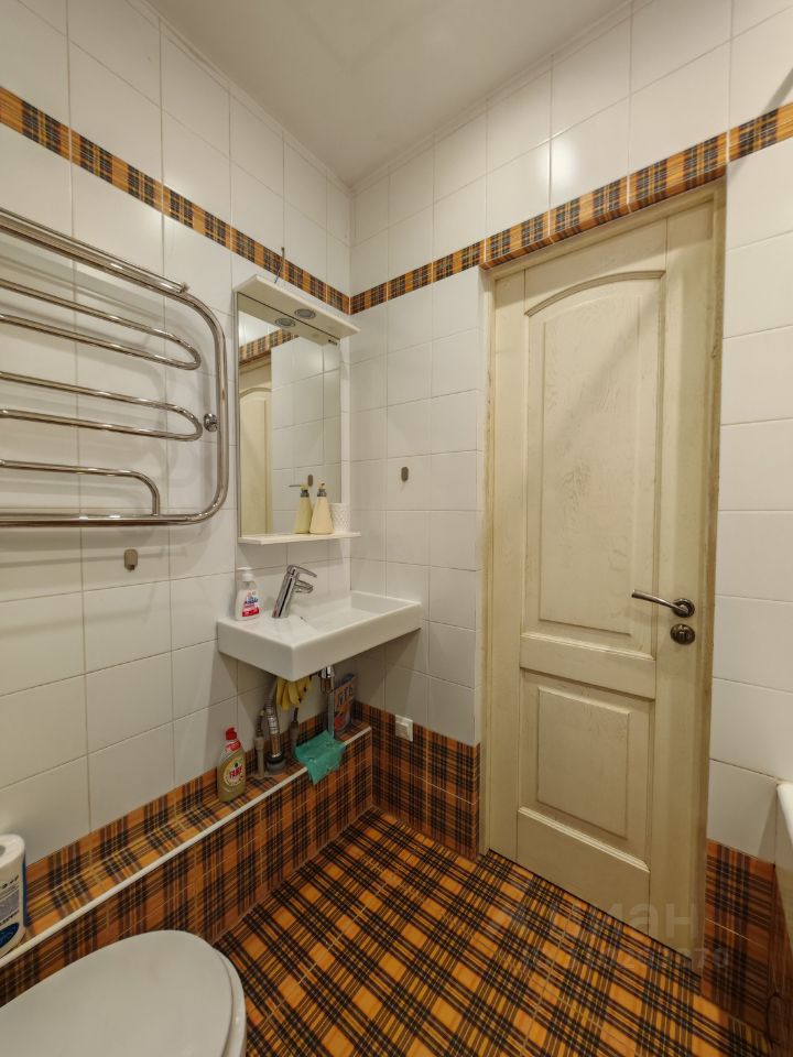 Продажа 1-комн квартиры на вторичном рынке проспект Ветеранов, 75к3