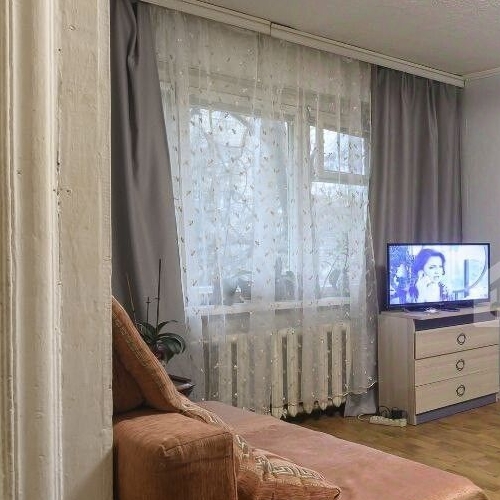 2-комн квартира пос. Лесные Поляны, улица Ленина, 7