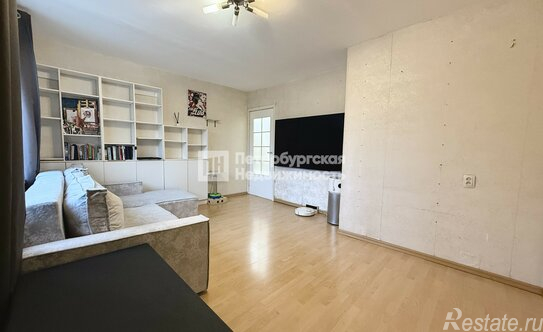 Продажа 2-комн квартиры на вторичном рынке улица Лёни Голикова,  д. 18