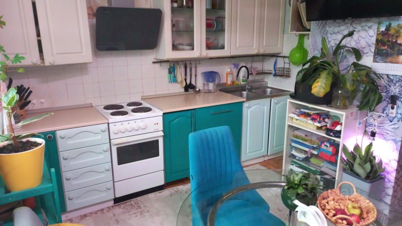 Продажа 3-комн квартиры на вторичном рынке пос. Развилка, 39