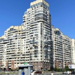 Продажа 2-комн квартиры на вторичном рынке Туристская ул,  д. 10 к1