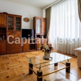 Аренда 4-комн квартиры на вторичном рынке Якиманка Б. ул,  д. 26