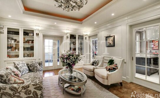 Продажа 4-комн квартиры на вторичном рынке Чапаевский пер,  д. 3