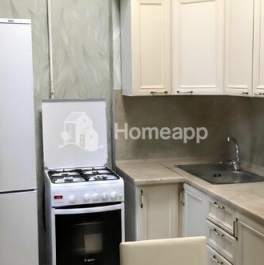 Продажа 2-комн квартиры на вторичном рынке улица Климашкина,  д. 15