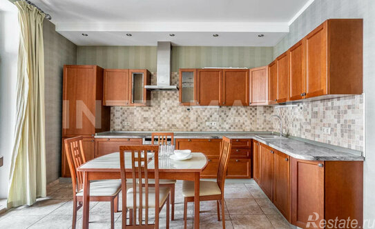 Продажа 3-комн квартиры на вторичном рынке улица Гризодубовой,  д. 2