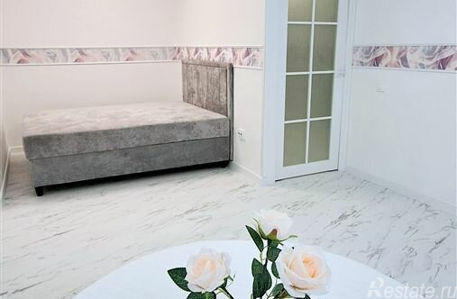 Продажа 1-комн квартиры на вторичном рынке ул Стасовой,  д. 8