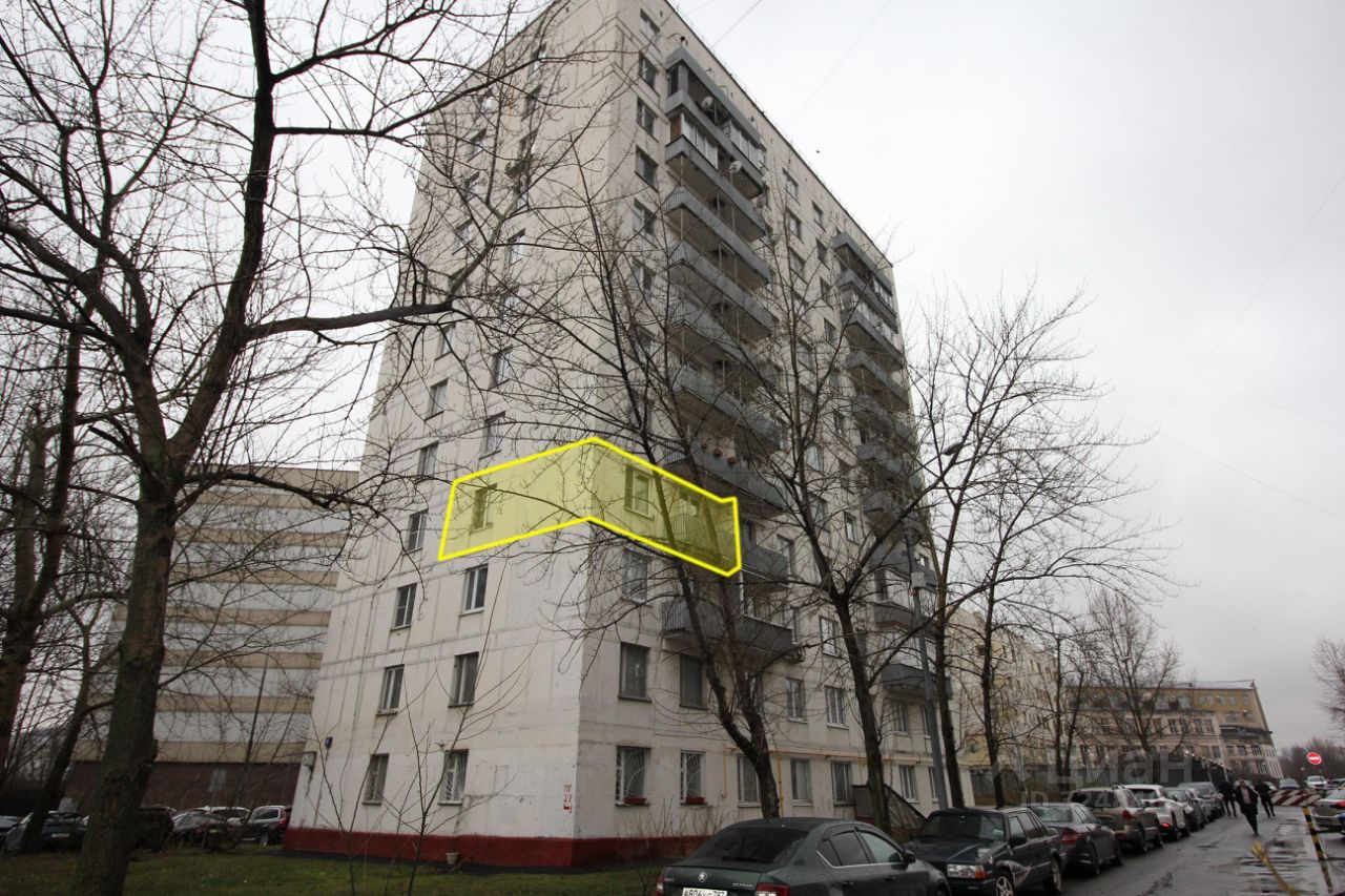 Продажа 2-комн квартиры на вторичном рынке Госпитальный переулок, 8