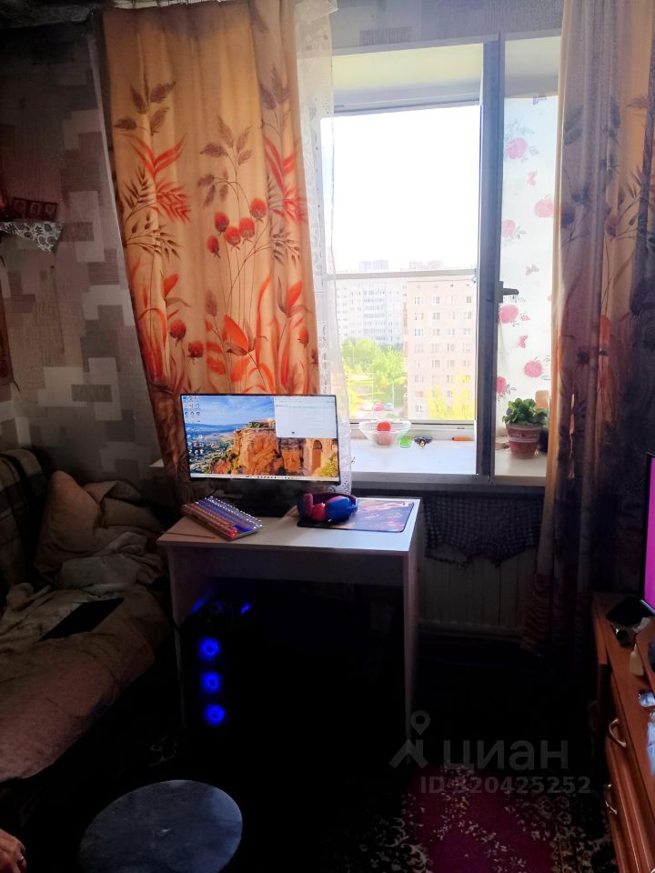 Продажа комнаты Колпино, улица Красных Партизан, 10