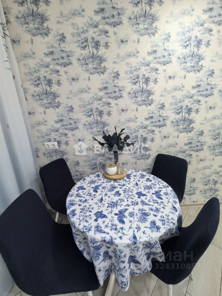 Продажа 2-комн квартиры на вторичном рынке Новоорловская улица, 10