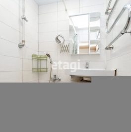 Продажа 3-комн квартиры на вторичном рынке Петергофское ш,  д. 19/33