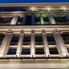 Продажа 4-комн квартиры на вторичном рынке Казарменный пер