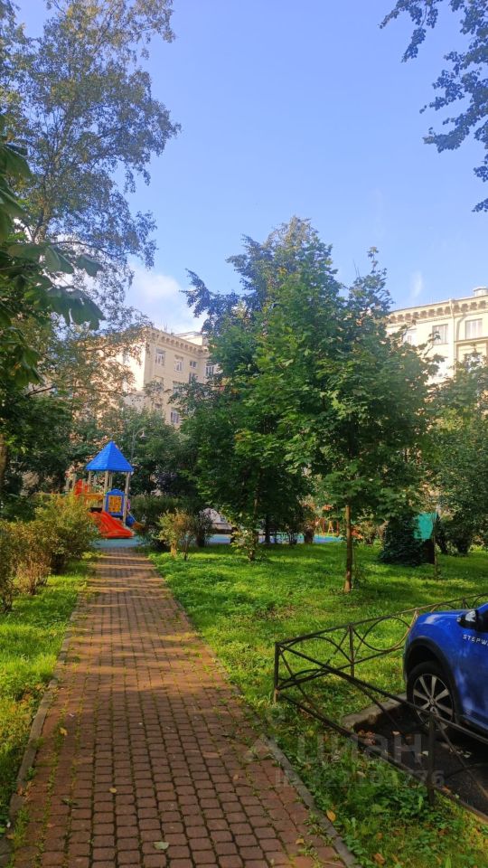 Продажа 2-комн квартиры на вторичном рынке Благодатная улица, 34