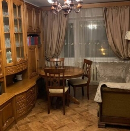 Продажа 2-комн квартиры на вторичном рынке улица Коминтерна,  д. 5