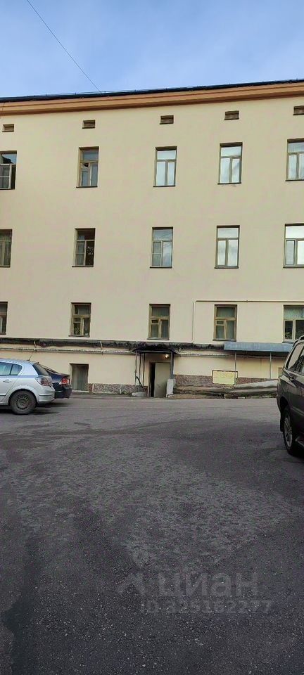 Продажа 2-комн квартиры на вторичном рынке Выборг, Крепостная улица, 1
