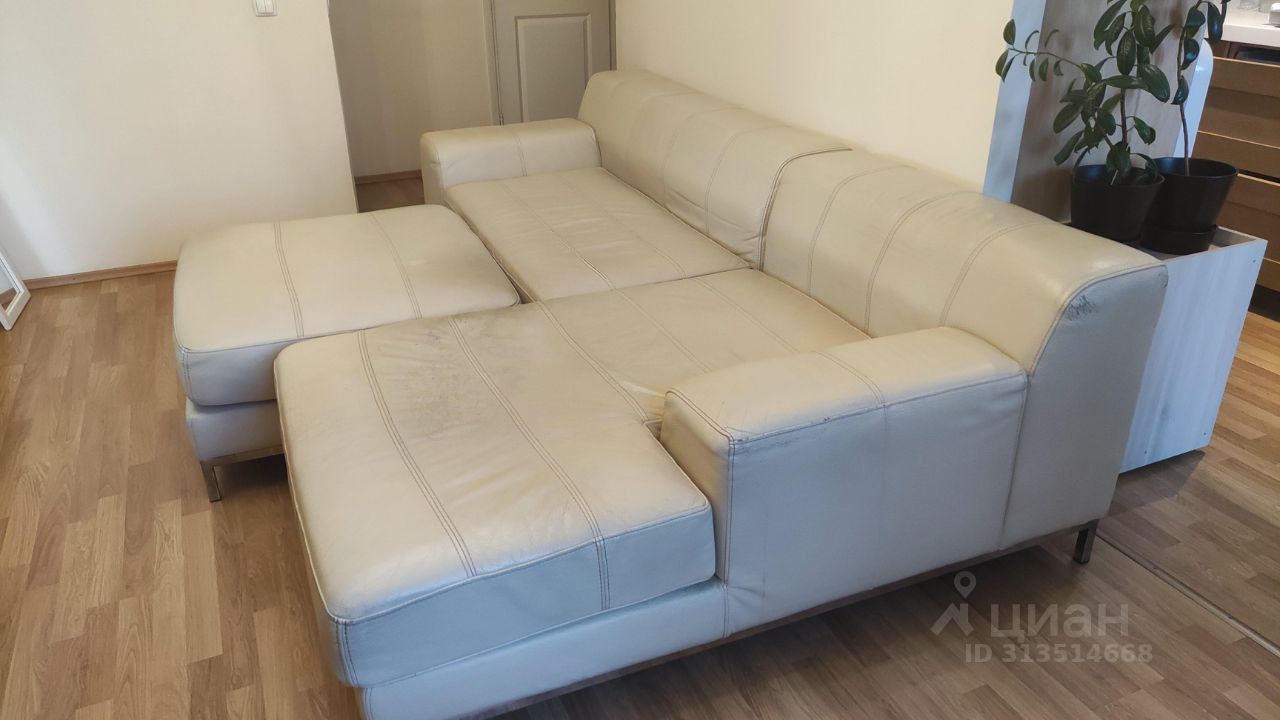 Продажа 2-комн квартиры на вторичном рынке Богатырский проспект, 60к1