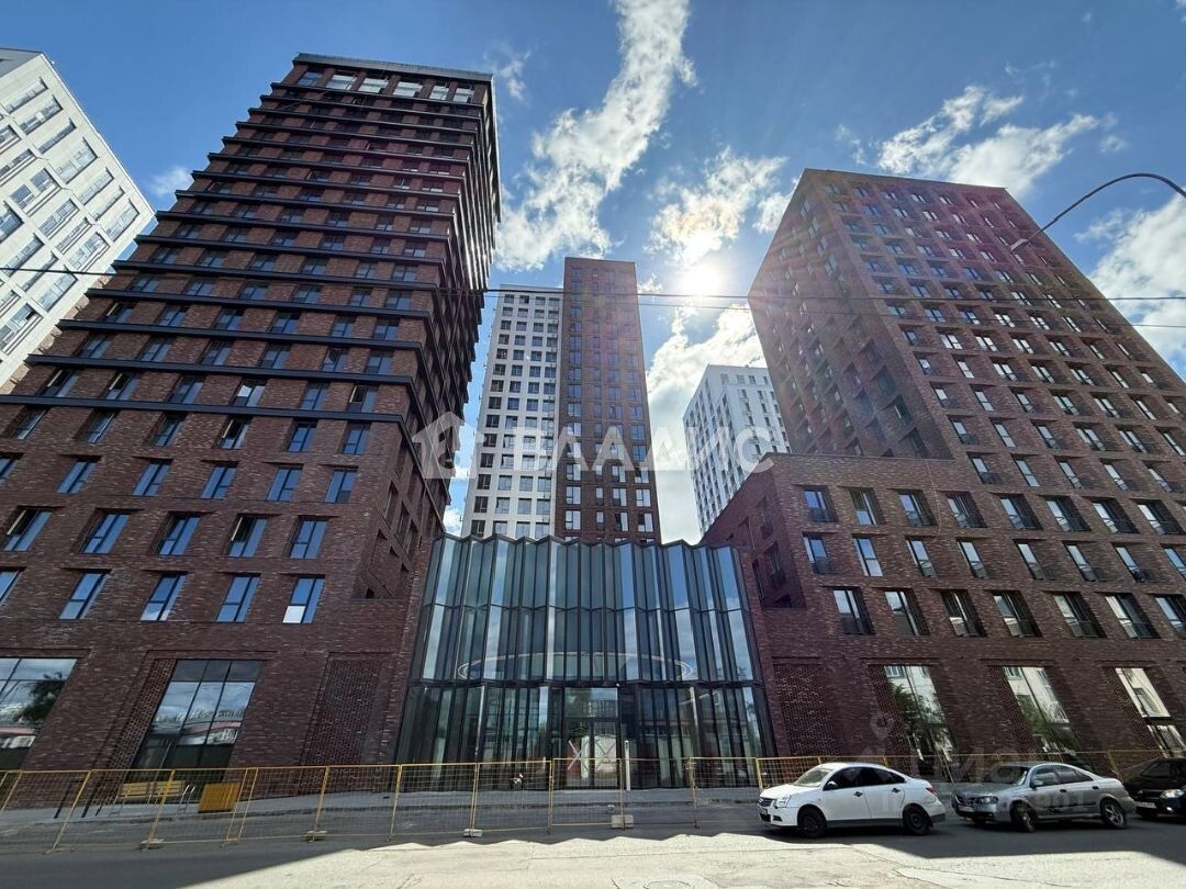 Продажа 1-комн квартиры на вторичном рынке Автомобильный проезд, 4