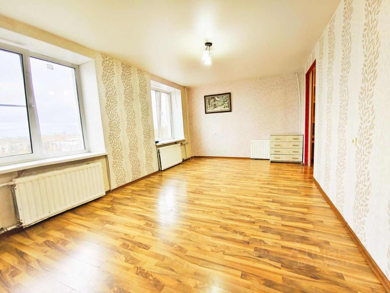 Продажа 2-комн квартиры на вторичном рынке Колпино, Пролетарская улица, 15