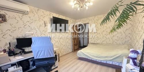 3-комн квартира улица Маршала Тухачевского,  д. 33