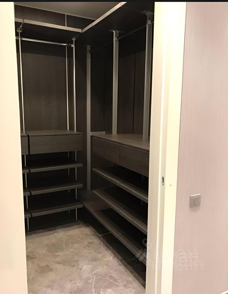 Продажа 3-комн квартиры на вторичном рынке проезд Березовой Рощи, 10