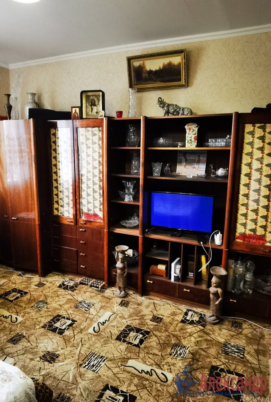Продажа 1-комн квартиры на вторичном рынке Луганская ул. ,  д. 3,  к. 1
