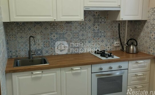 Продажа 2-комн квартиры на вторичном рынке Красная улица,  д. 8 к1