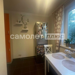 Продажа 1-комн квартиры на вторичном рынке улица Генерала Белобородова,  д. 20 к1