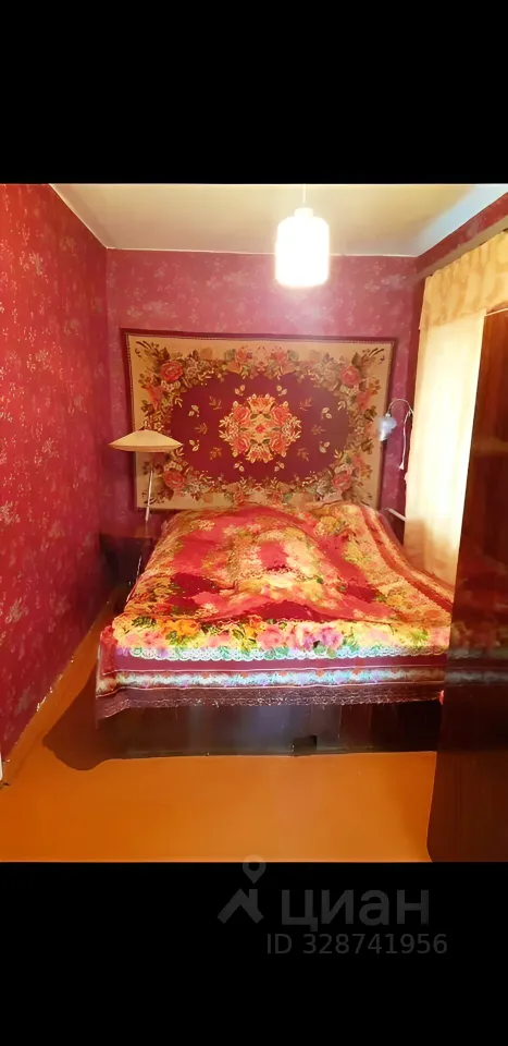 Продажа 2-комн квартиры на вторичном рынке Сланцы, улица Ломоносова, 48А