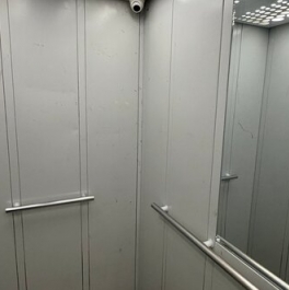 Продажа 3-комн квартиры на вторичном рынке улица Маршала Захарова,  д. 50 к1