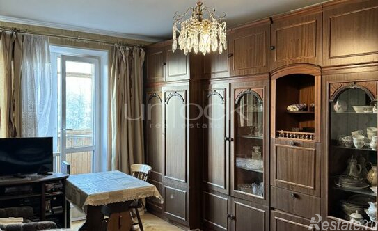 Продажа 2-комн квартиры на вторичном рынке улица Ивана Бабушкина,  д. 3