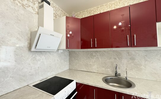 Продажа 3-комн квартиры на вторичном рынке бульвар Головнина,  д. 10