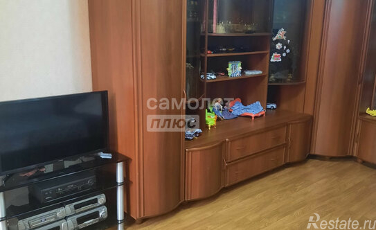 Продажа 3-комн квартиры на вторичном рынке Красный Посёлок, улица Фадеева,  д. 19