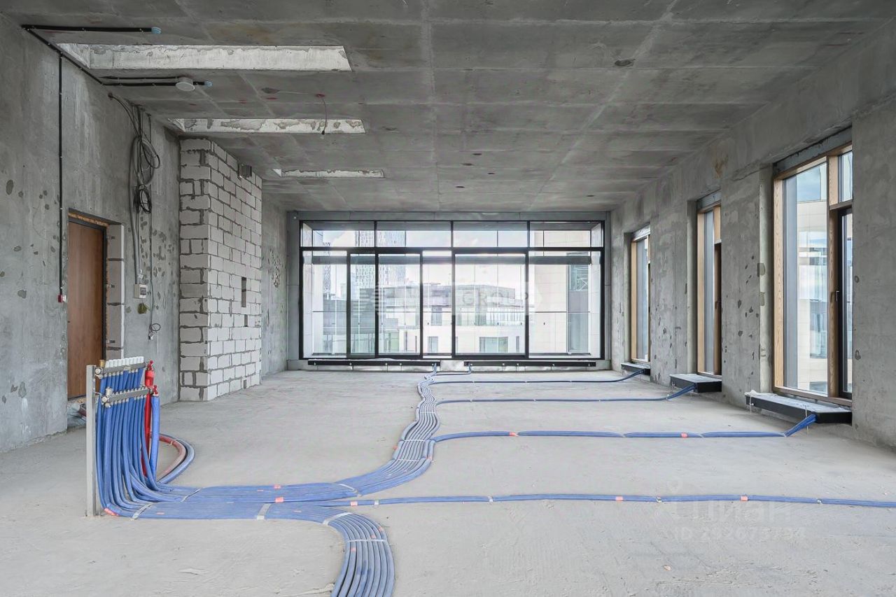 Продажа 6-комн квартиры на вторичном рынке Мосфильмовская улица, 1Б