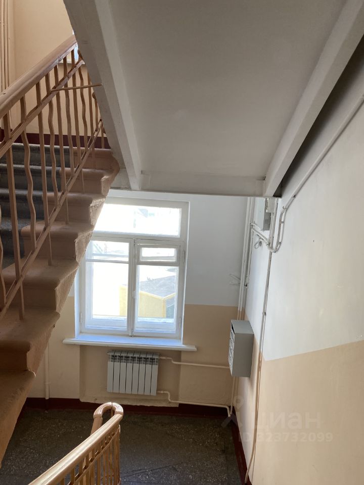 Продажа 3-комн квартиры на вторичном рынке Студенческая улица, 15