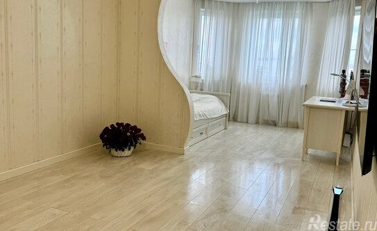 Продажа 3-комн квартиры на вторичном рынке улица Шверника,  д. 5