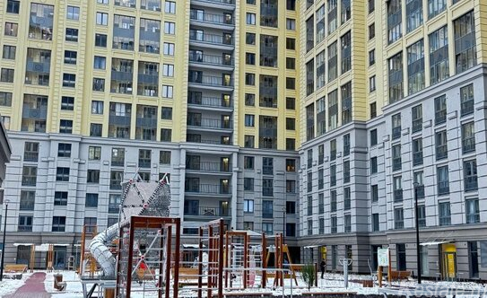 Продажа 2-комн квартиры на вторичном рынке улица Дыбенко,  д. 3 с1