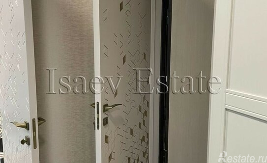 Продажа 2-комн квартиры на вторичном рынке улица Гришина,  д. 16