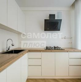 Продажа 2-комн квартиры на вторичном рынке улица Бабушкина,  д. 7