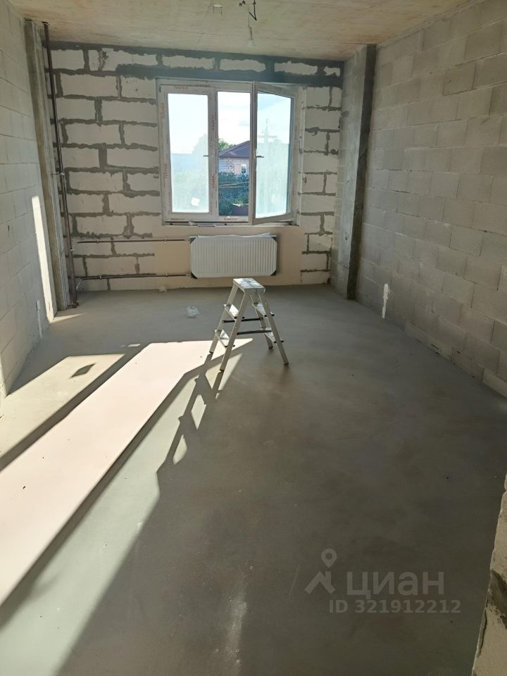 Продажа студии пос. Романовка, 33