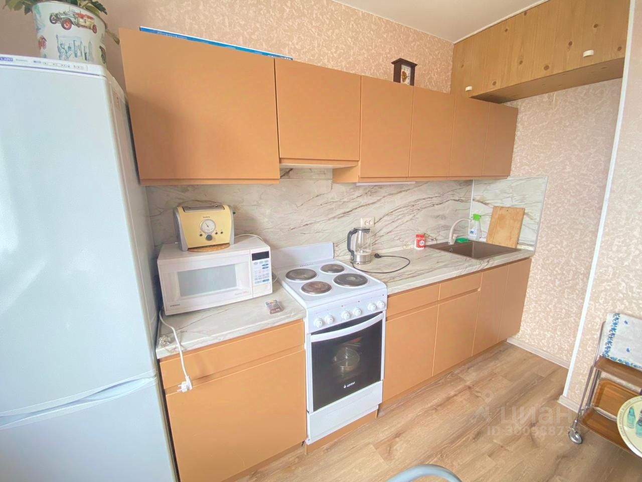 Аренда 2-комн квартиры на вторичном рынке Миклухо-Маклая улица, 30